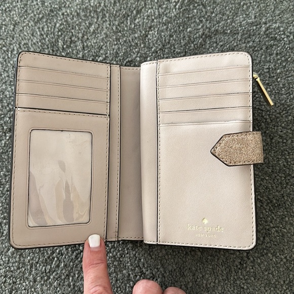Authentic Kate spade rose gold glitter wallet - Picture 5 of 9
